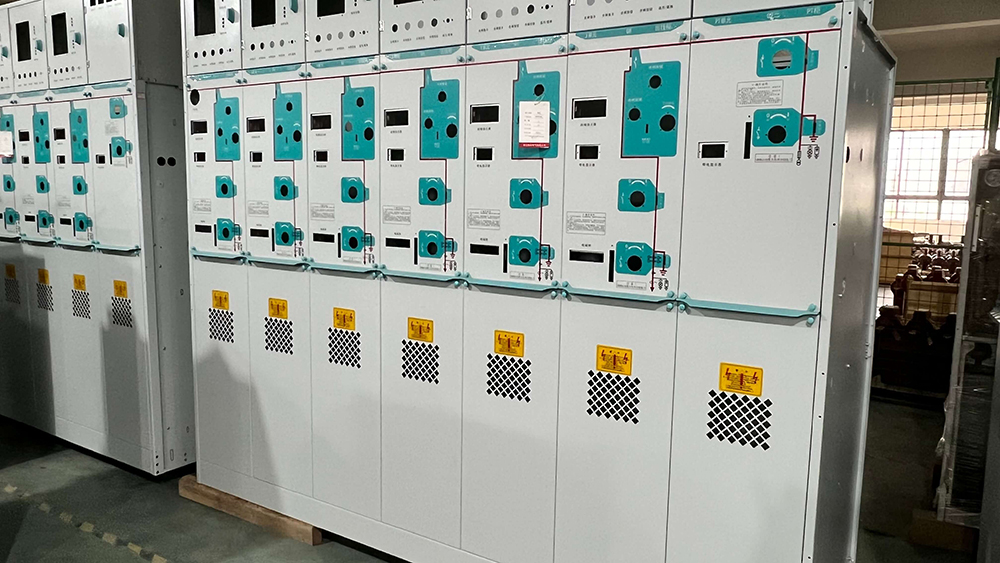 Výrobce vysokonapěťového 33kV plynem izolovaného rozvaděče (GIS) pro OEM.